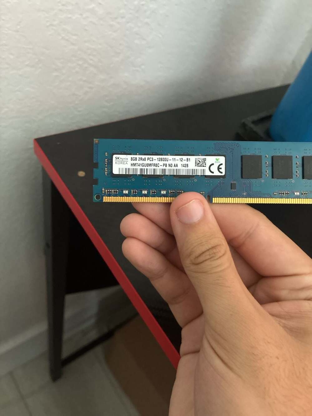 SK hynix 8GB 2Rx8 PC3-12800U-11-12-B1 DDR3 Desktop Memory HMT41GU6MFR8C-PB
